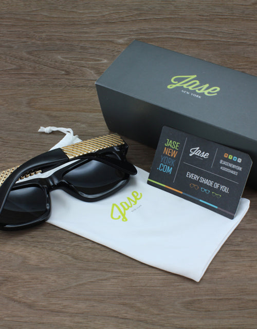 Load image into Gallery viewer, Jase New York Royce Sunglasses in Gloss Black
